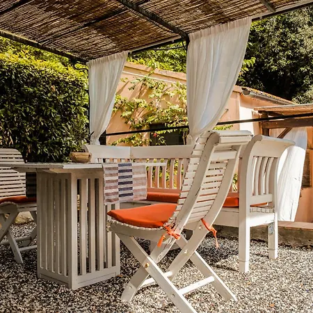Monolocale Casenuove Con Giardino * Castiglioncello